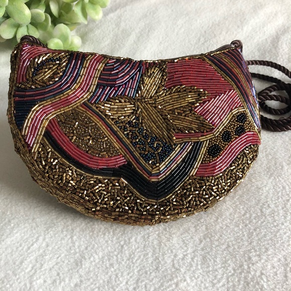 Gorgeous beaded crossbody purse - Picture 11 of 16